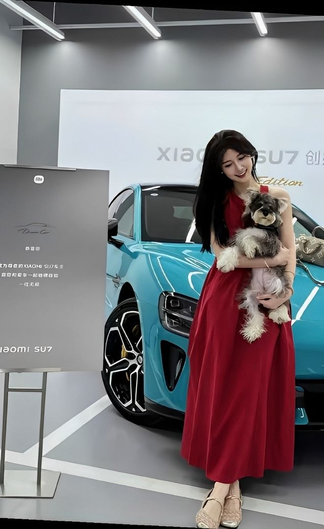 主质量都这么高的吗？仙女也就长这样吧pg电子免费模拟器小米SU7的美女车(图10)